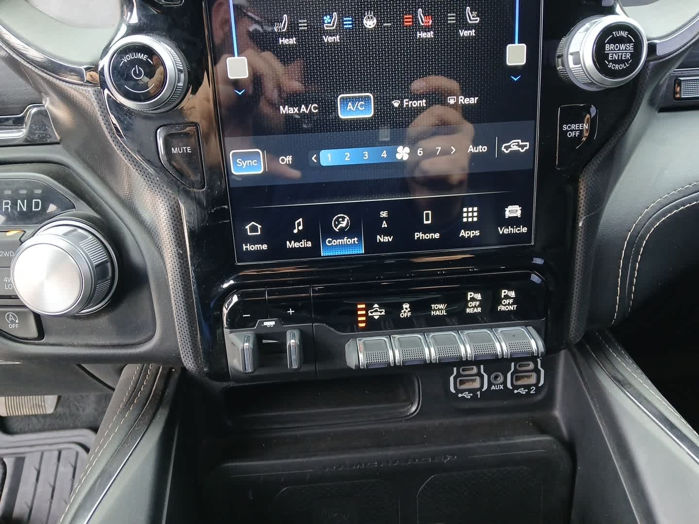 2024 RAM 1500 Limited