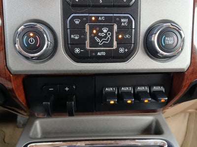 2015 Ford Super Duty F-250 SRW Lariat