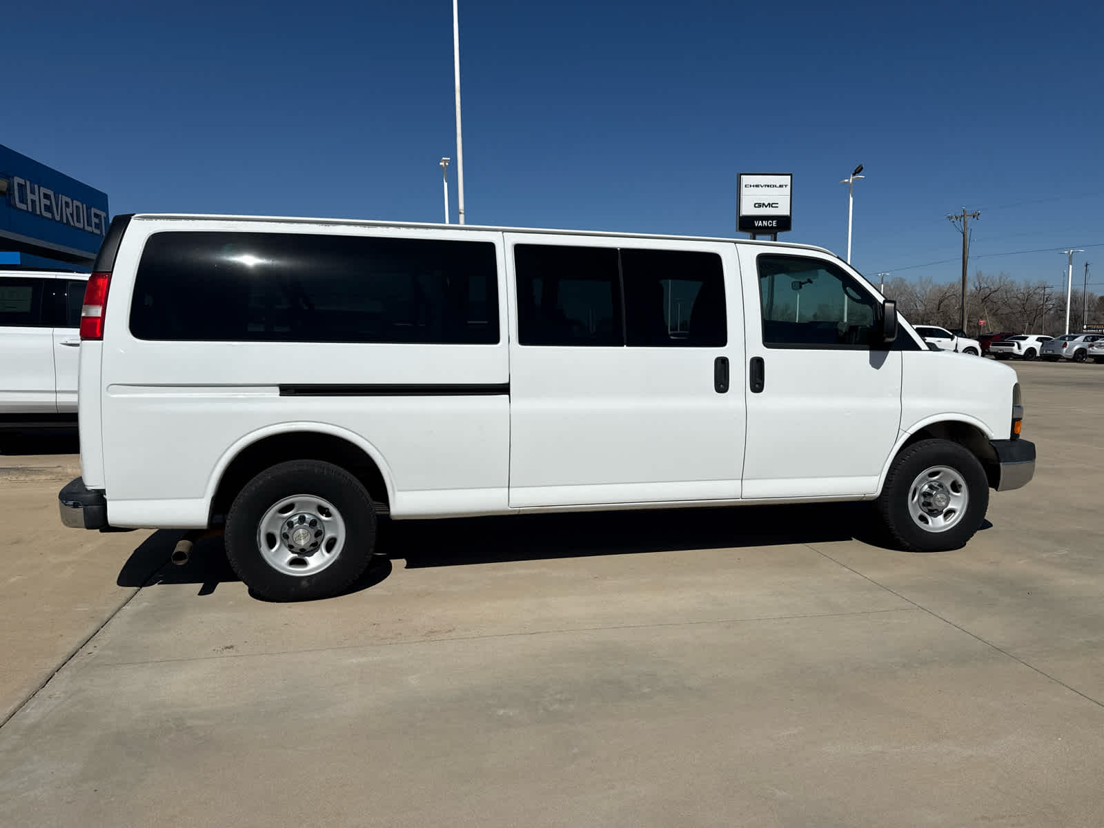 2013 Chevrolet Express Passenger 3500 LT