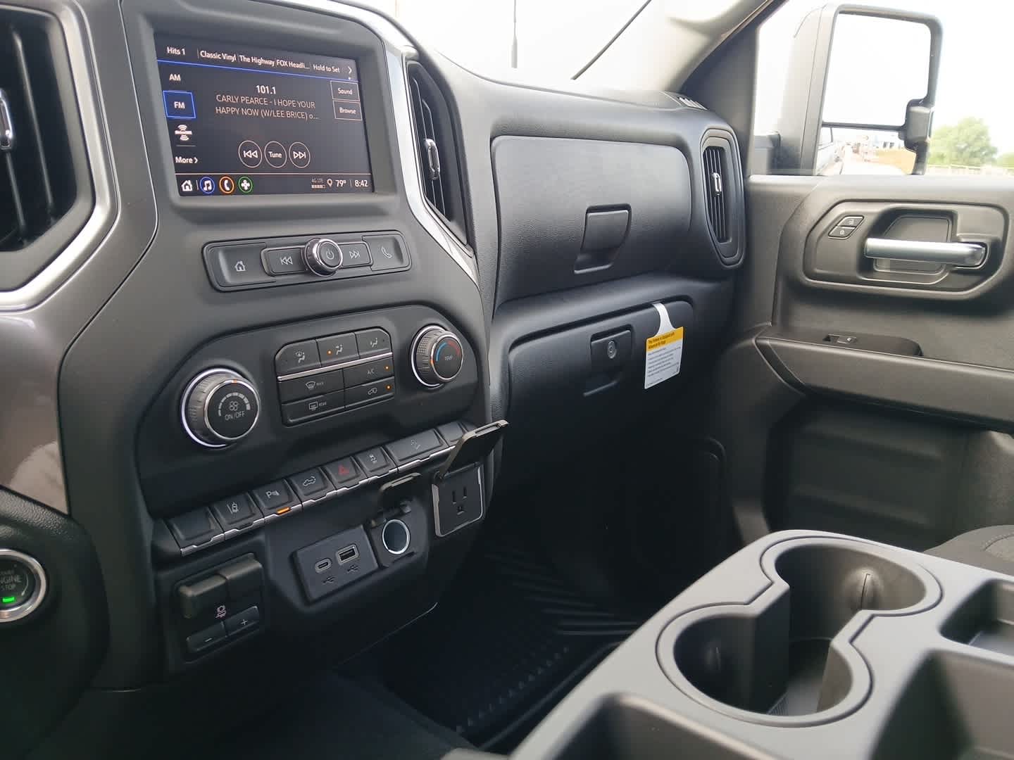 2026 Chevrolet Silverado 2500 HD Custom - Photo 41