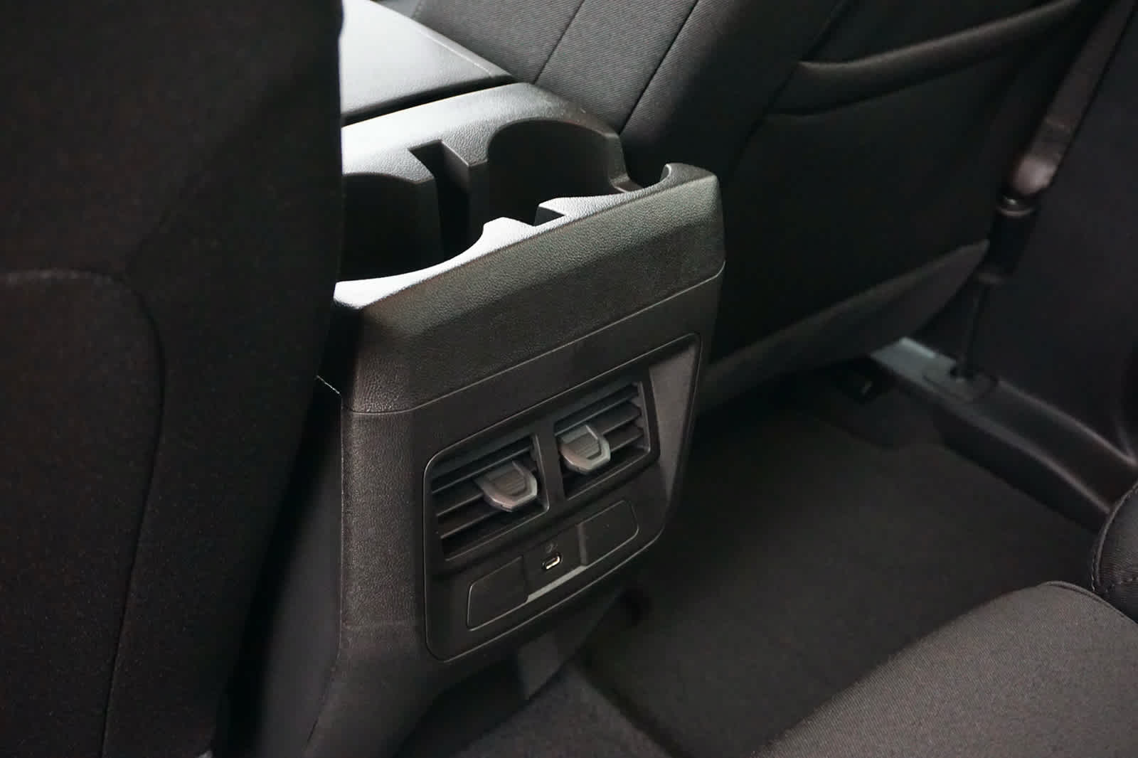 2026 Chevrolet Colorado LT - Photo 31