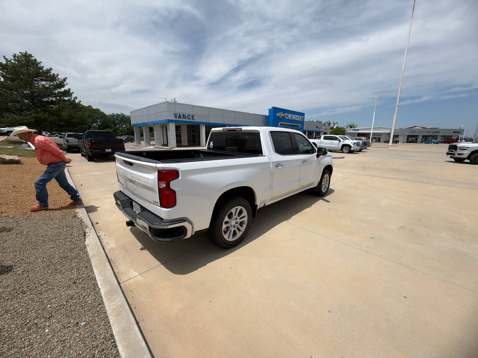 2024 Chevrolet Silverado 1500 LTZ