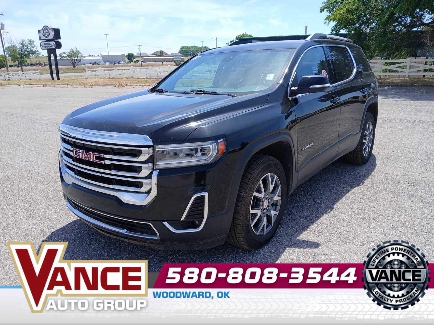 2023 GMC Acadia SLT