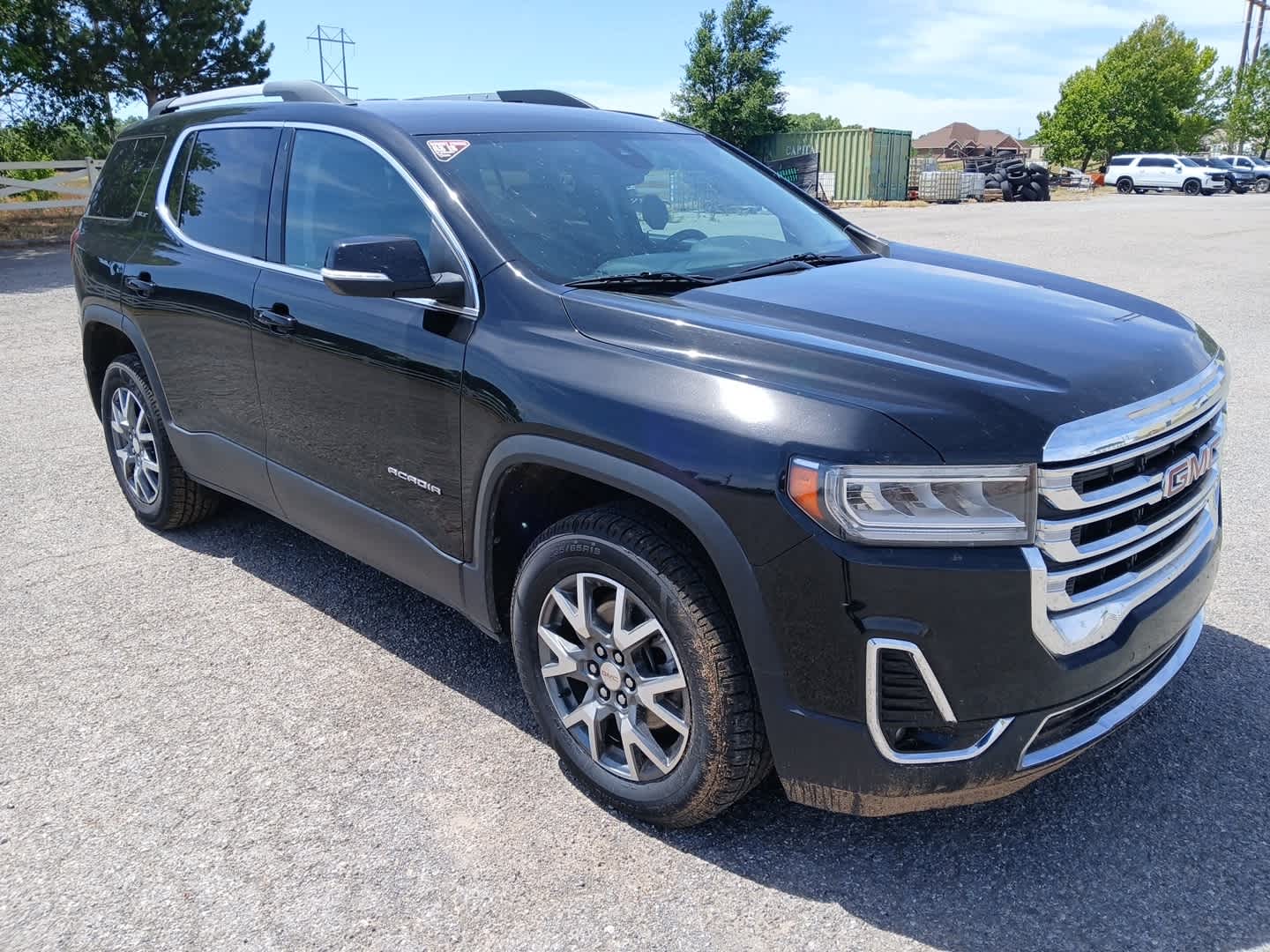 2023 GMC Acadia SLT