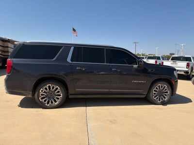 2023 GMC Yukon XL Denali Ultimate