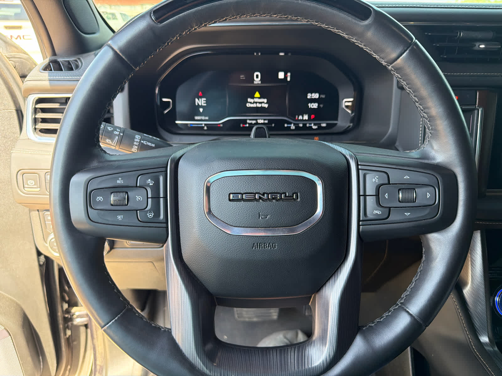 2023 GMC Yukon XL Denali Ultimate