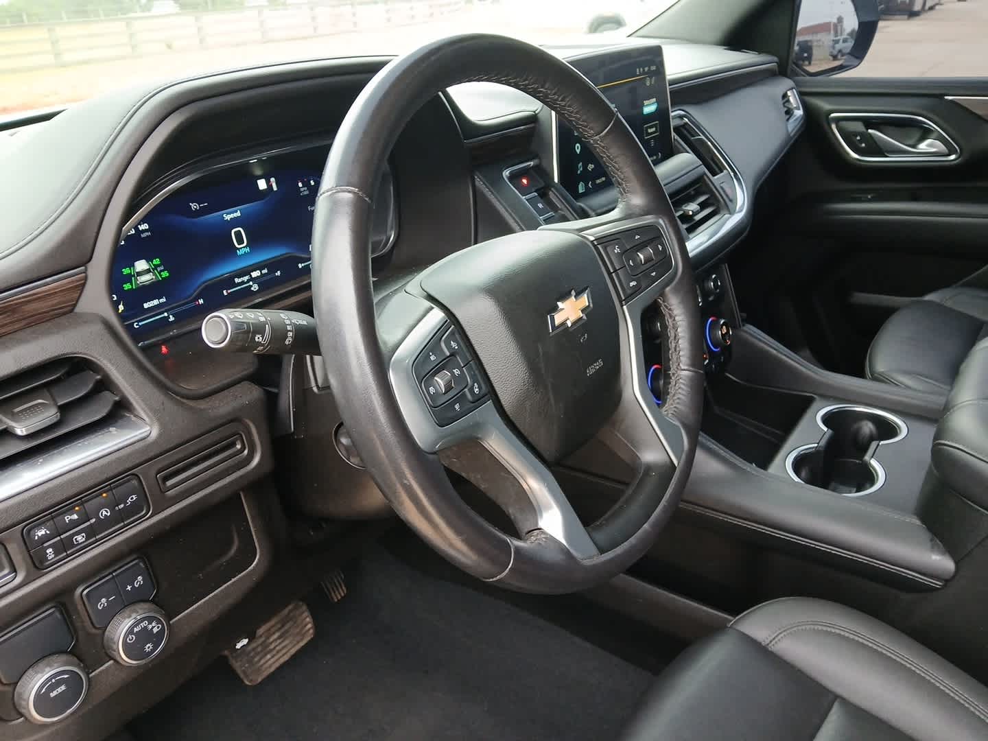 2022 Chevrolet Suburban LT
