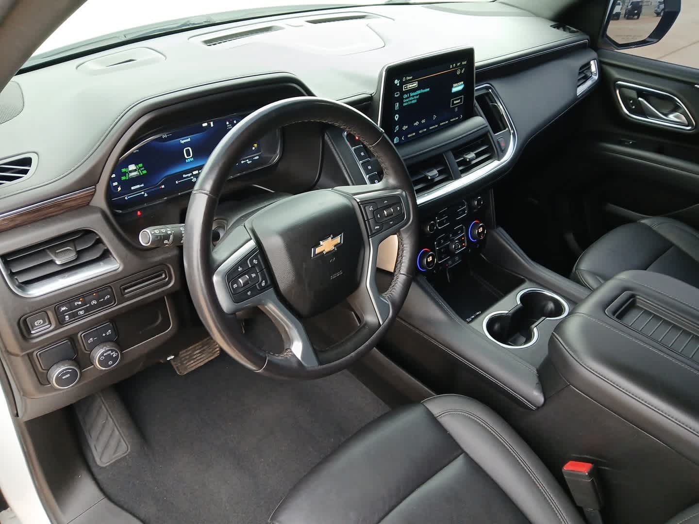 2022 Chevrolet Suburban LT