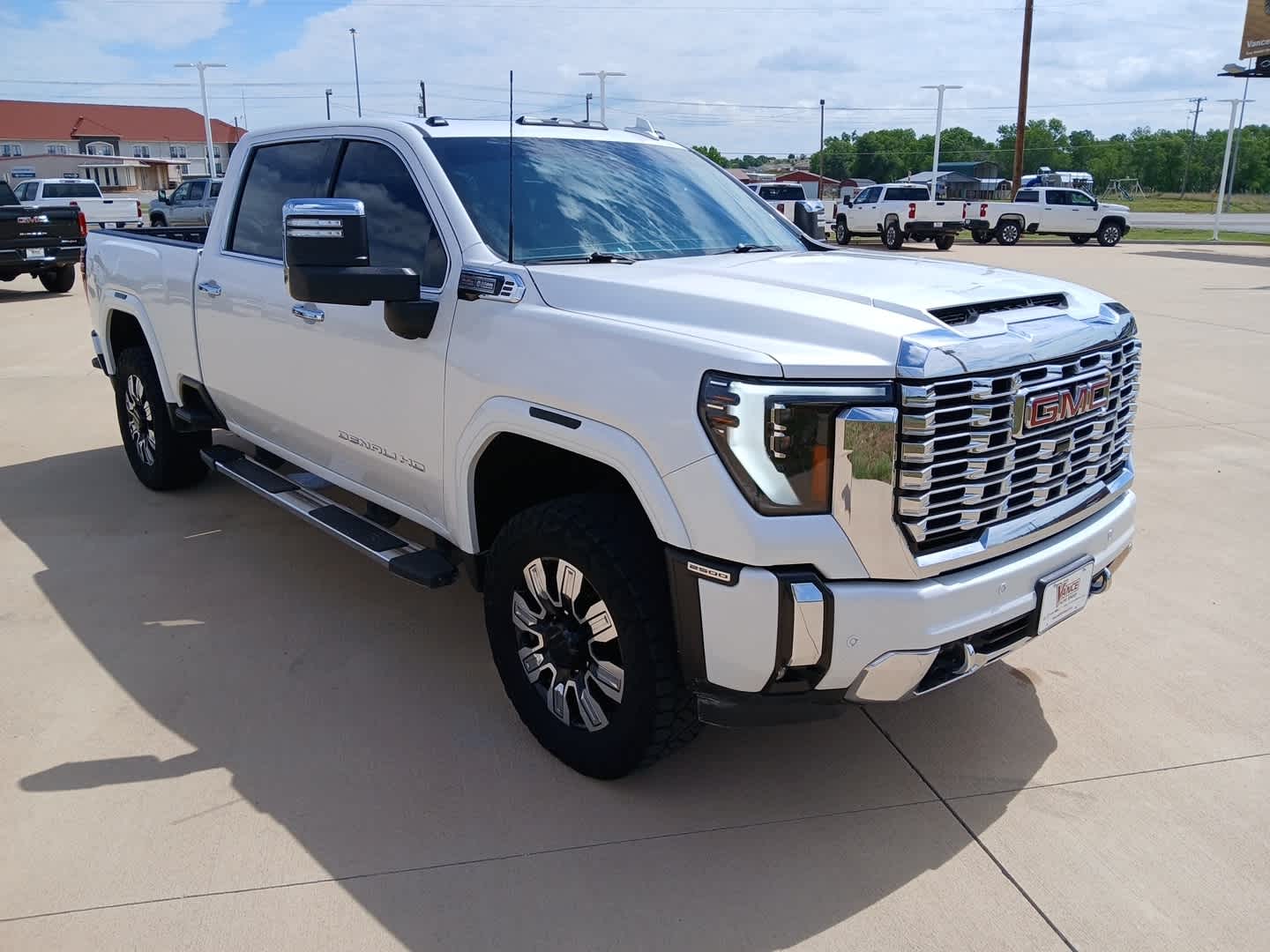 2024 GMC Sierra 2500 HD Denali