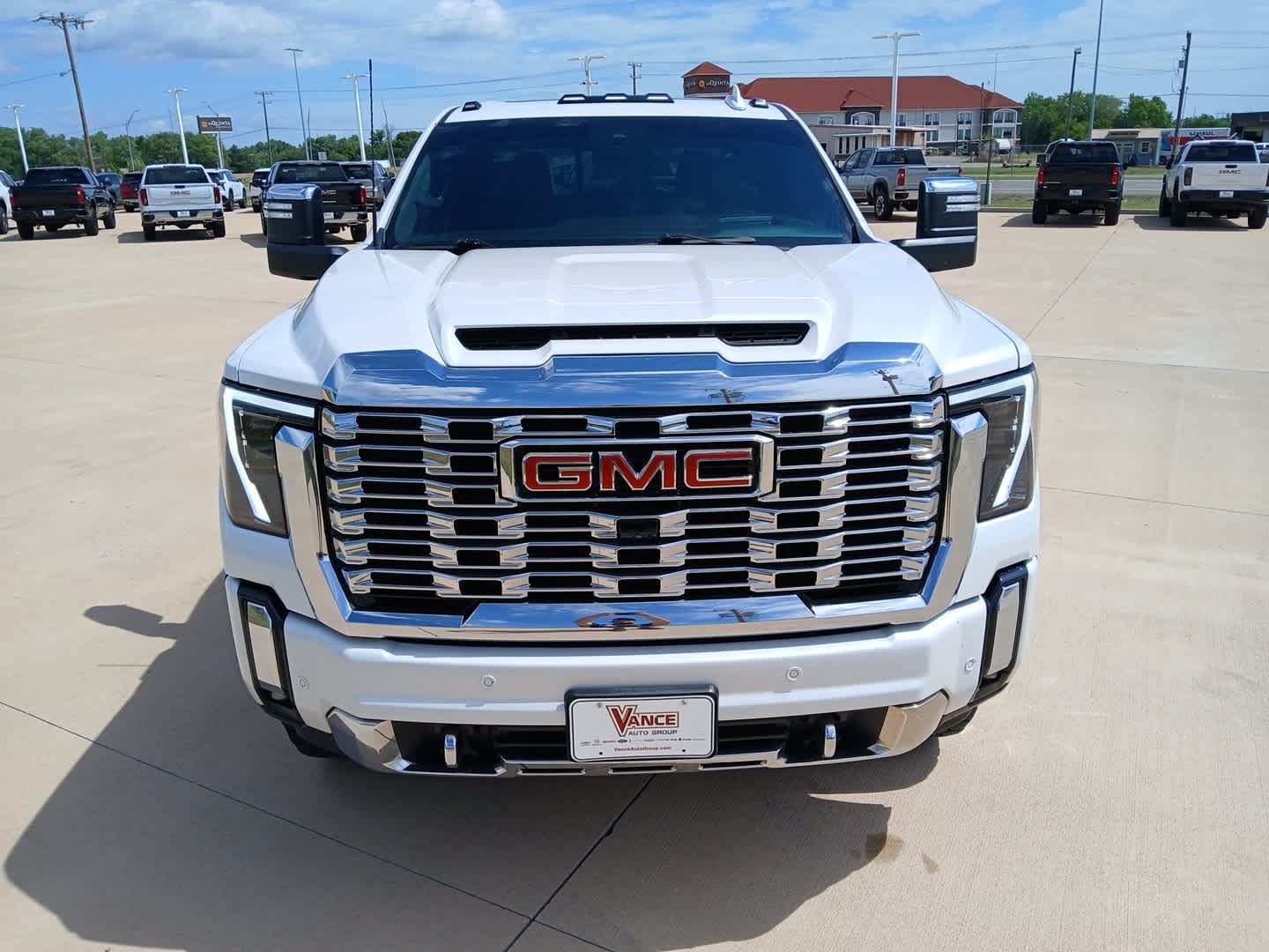 2024 GMC Sierra 2500 HD Denali