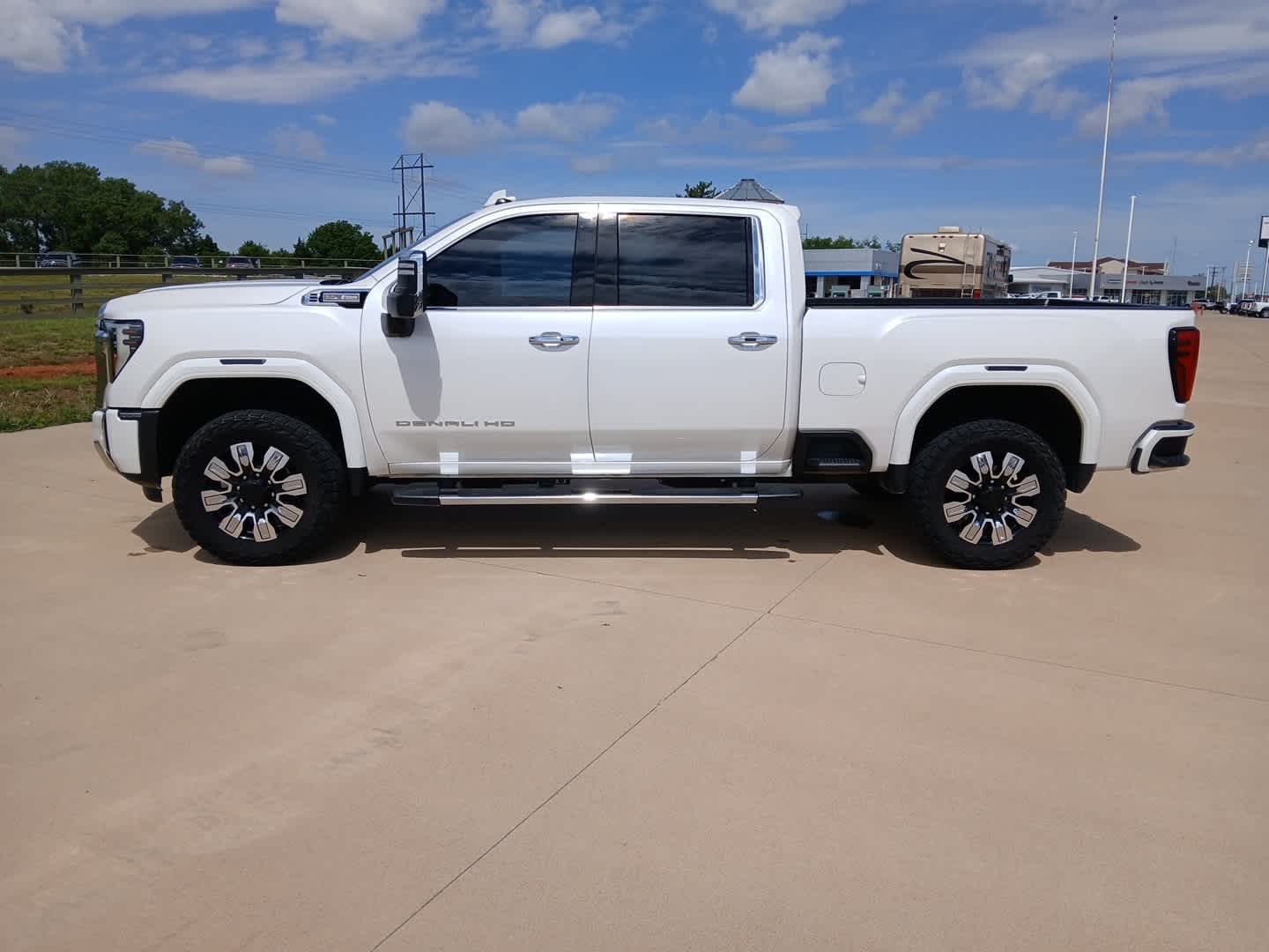 2024 GMC Sierra 2500 HD Denali