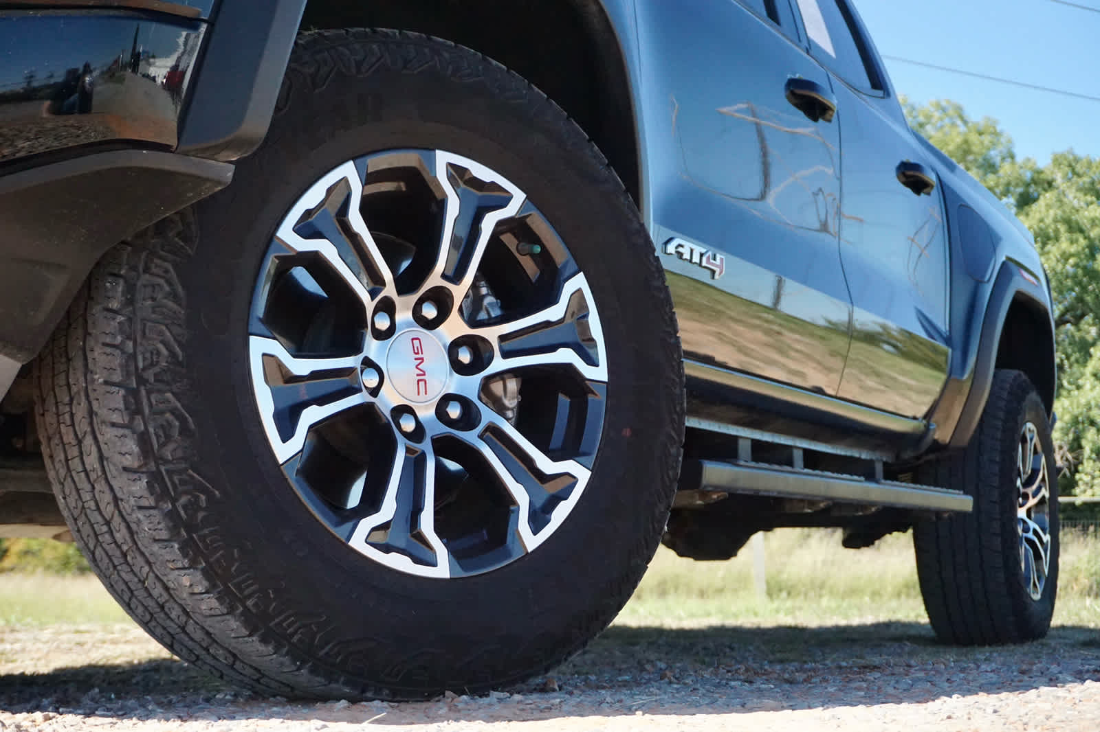 2025 GMC Canyon AT4