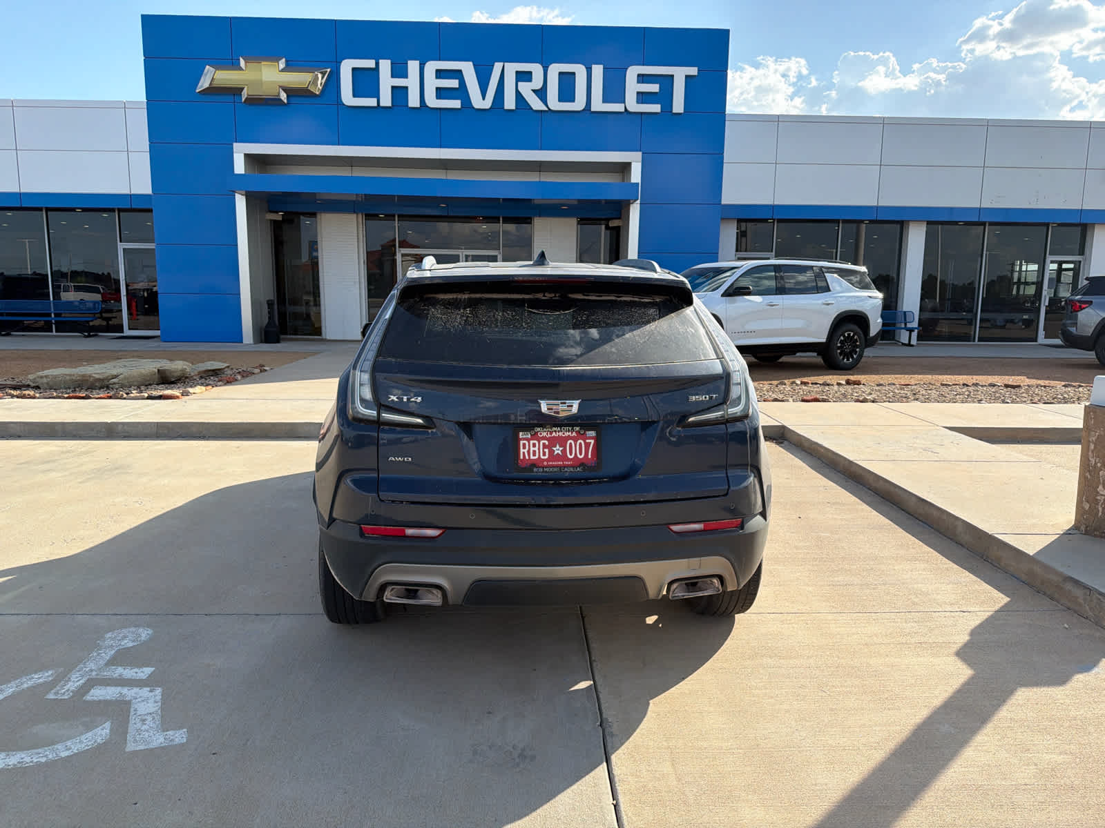 2022 Cadillac XT4 Premium Luxury