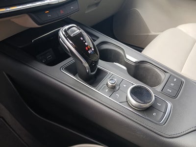 2022 Cadillac XT4 Premium Luxury