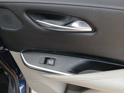 2022 Cadillac XT4 Premium Luxury