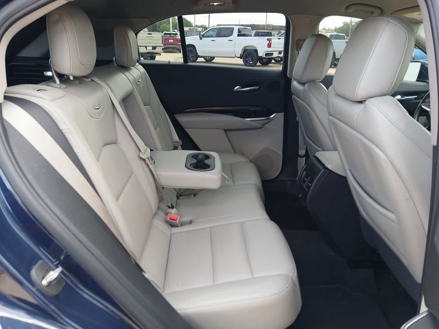 2022 Cadillac XT4 Premium Luxury