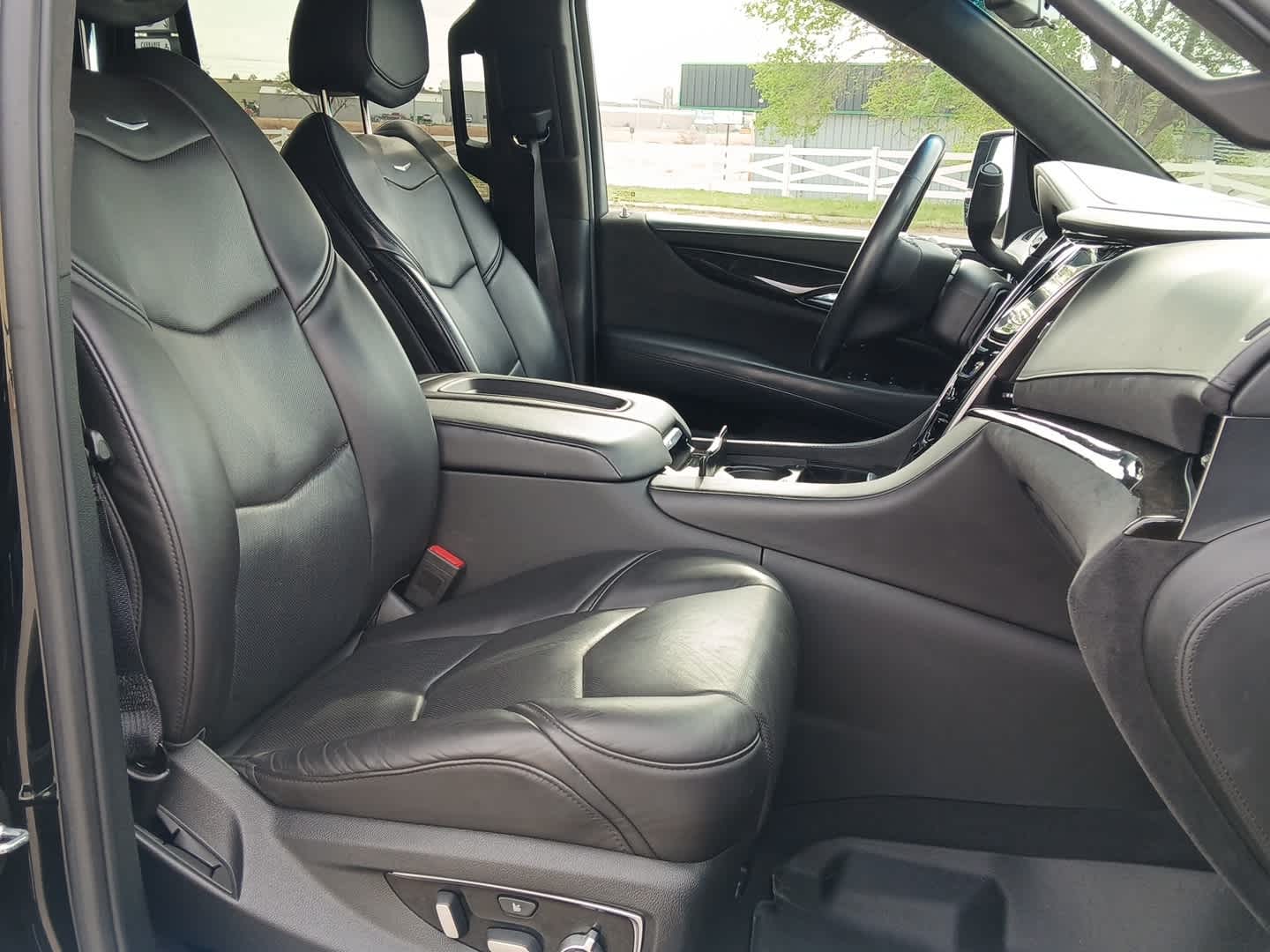 2020 Cadillac Escalade Platinum