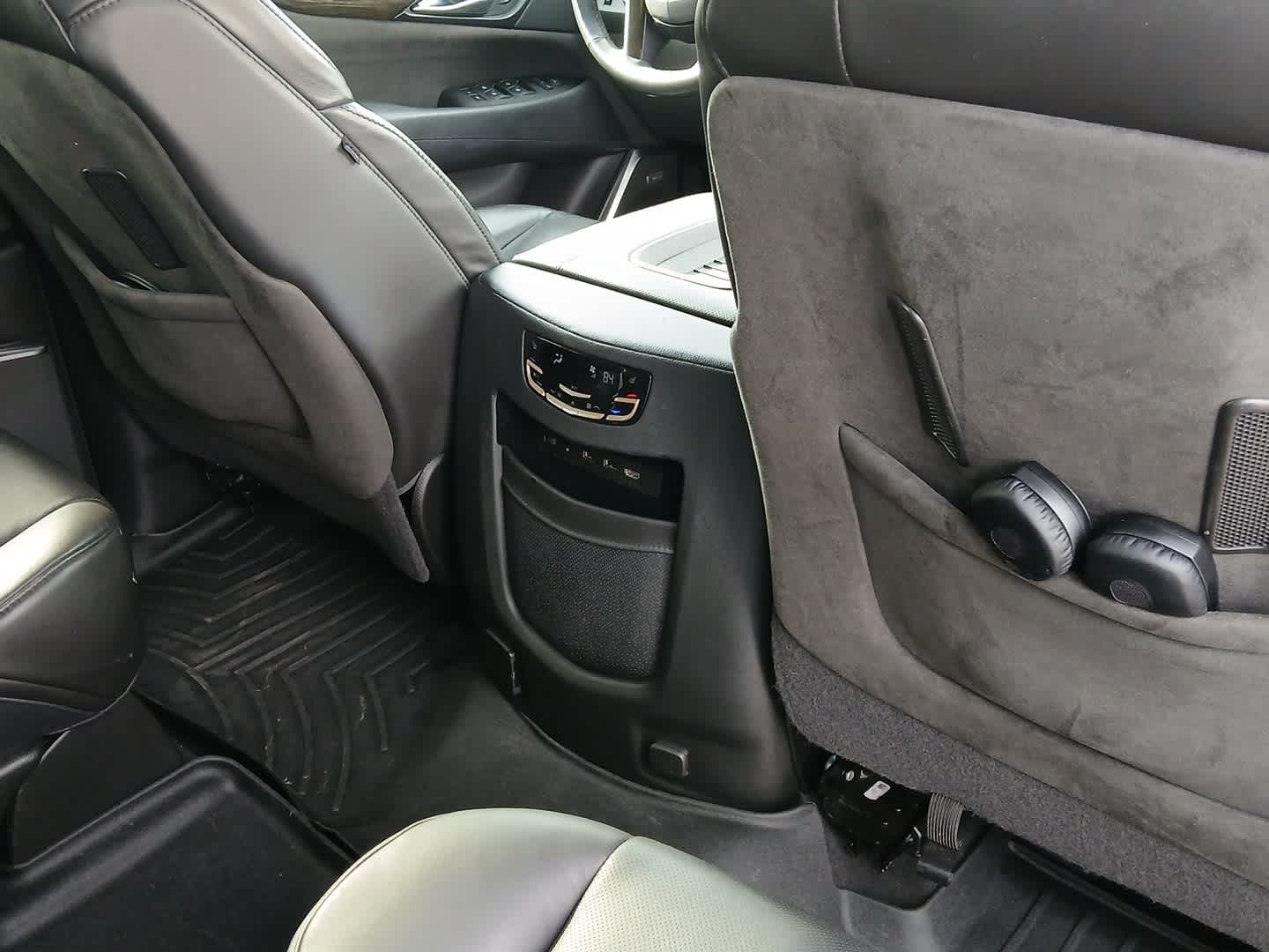 2020 Cadillac Escalade Platinum