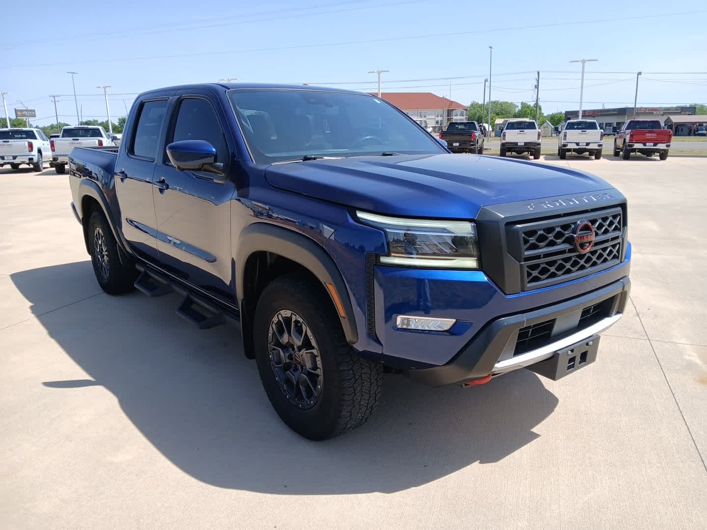 2023 Nissan Frontier PRO-4X