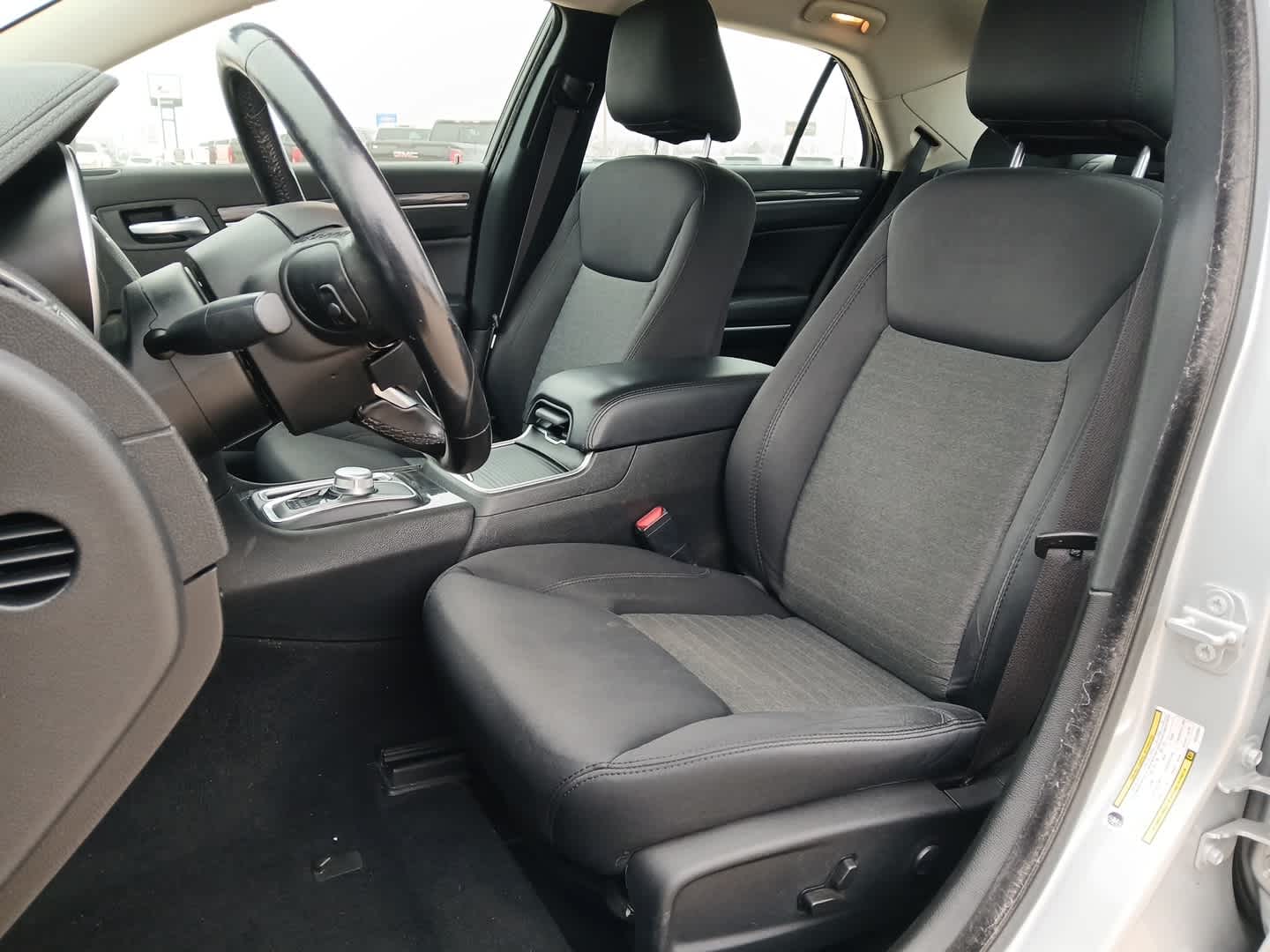 2022 Chrysler 300 Touring