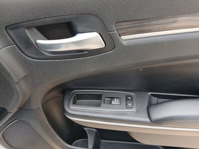 2022 Chrysler 300 Touring