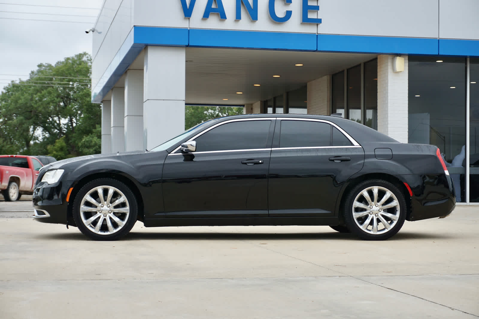 2019 Chrysler 300 Touring