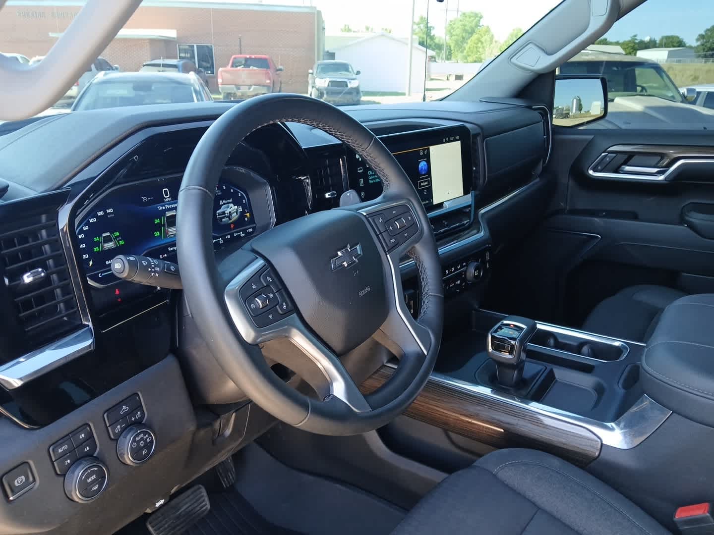2023 Chevrolet Silverado 1500 LT Trail Boss