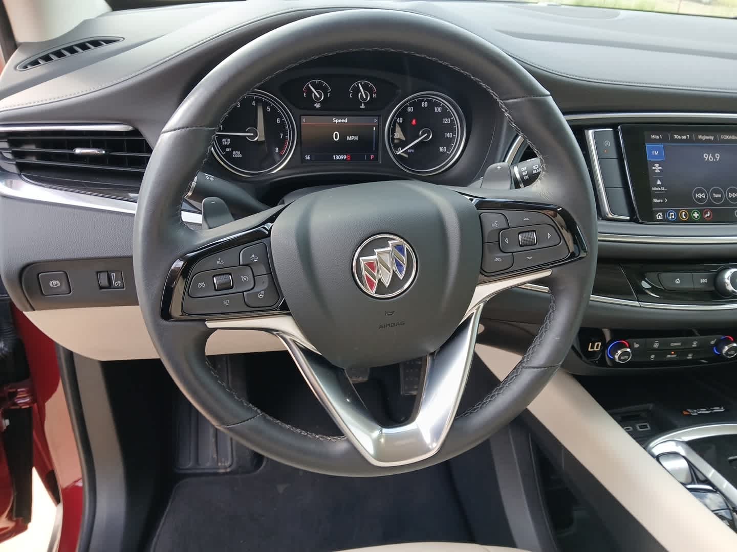 2023 Buick Enclave Essence