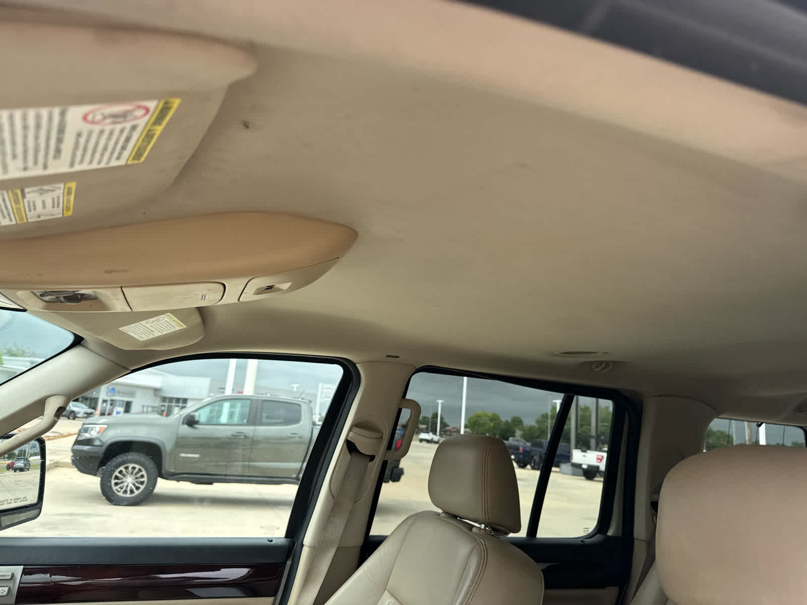 2005 Lincoln Aviator Base