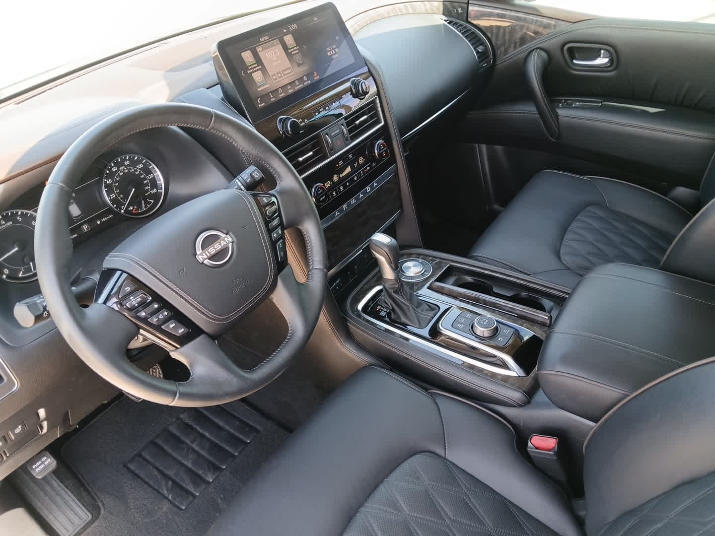 2023 Nissan Armada Platinum