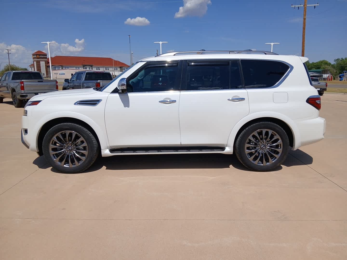 2023 Nissan Armada Platinum