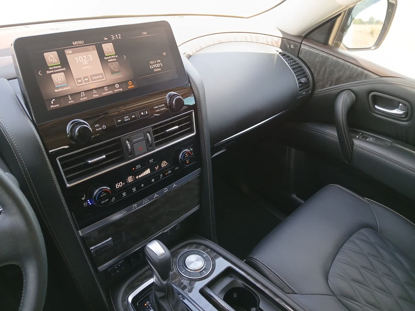 2023 Nissan Armada Platinum