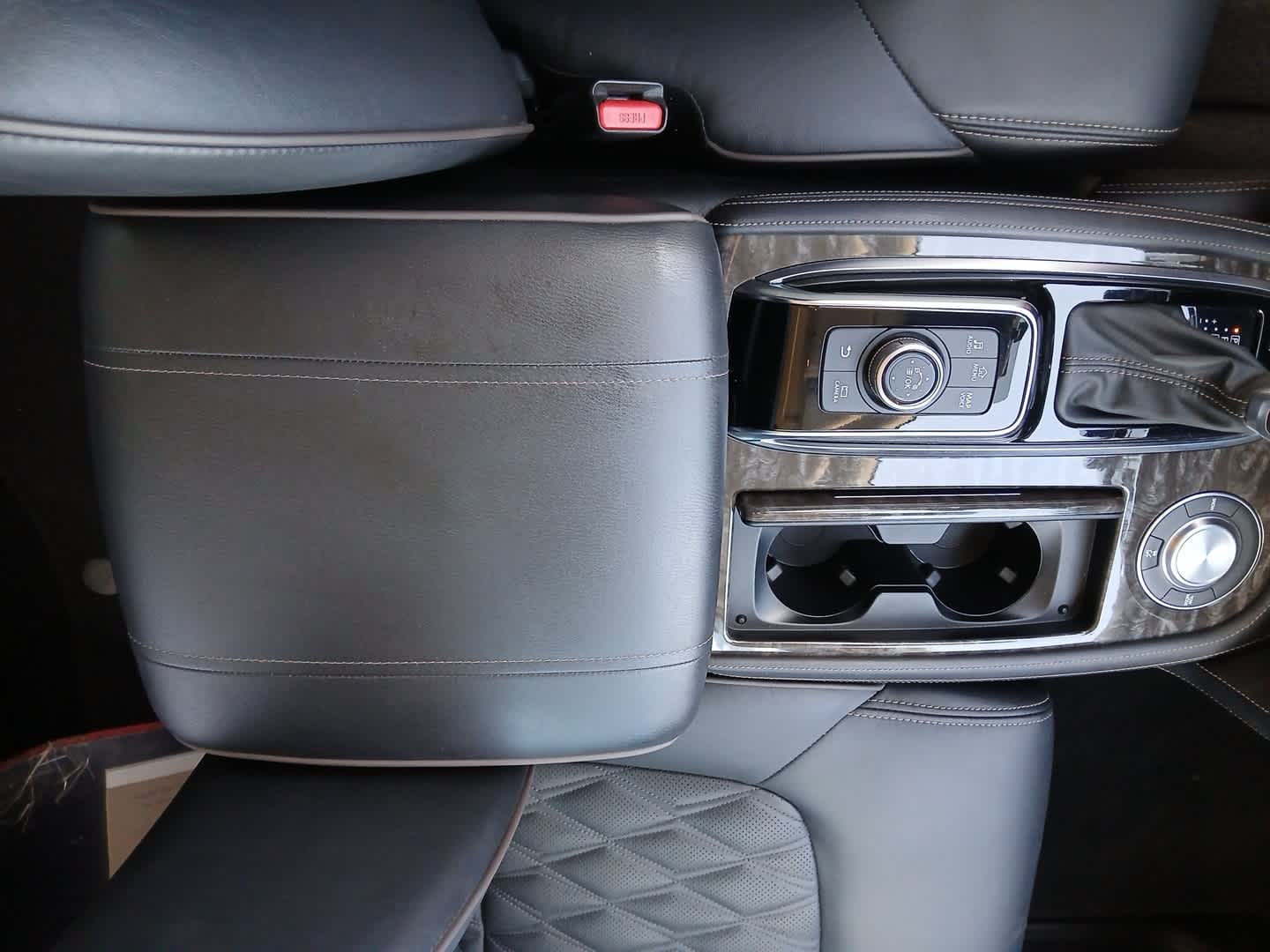 2023 Nissan Armada Platinum