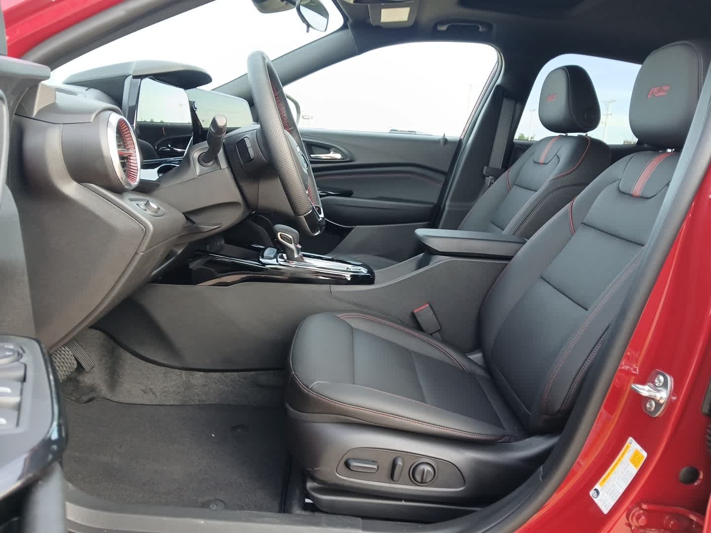 2026 Chevrolet Trax RS - Photo 15