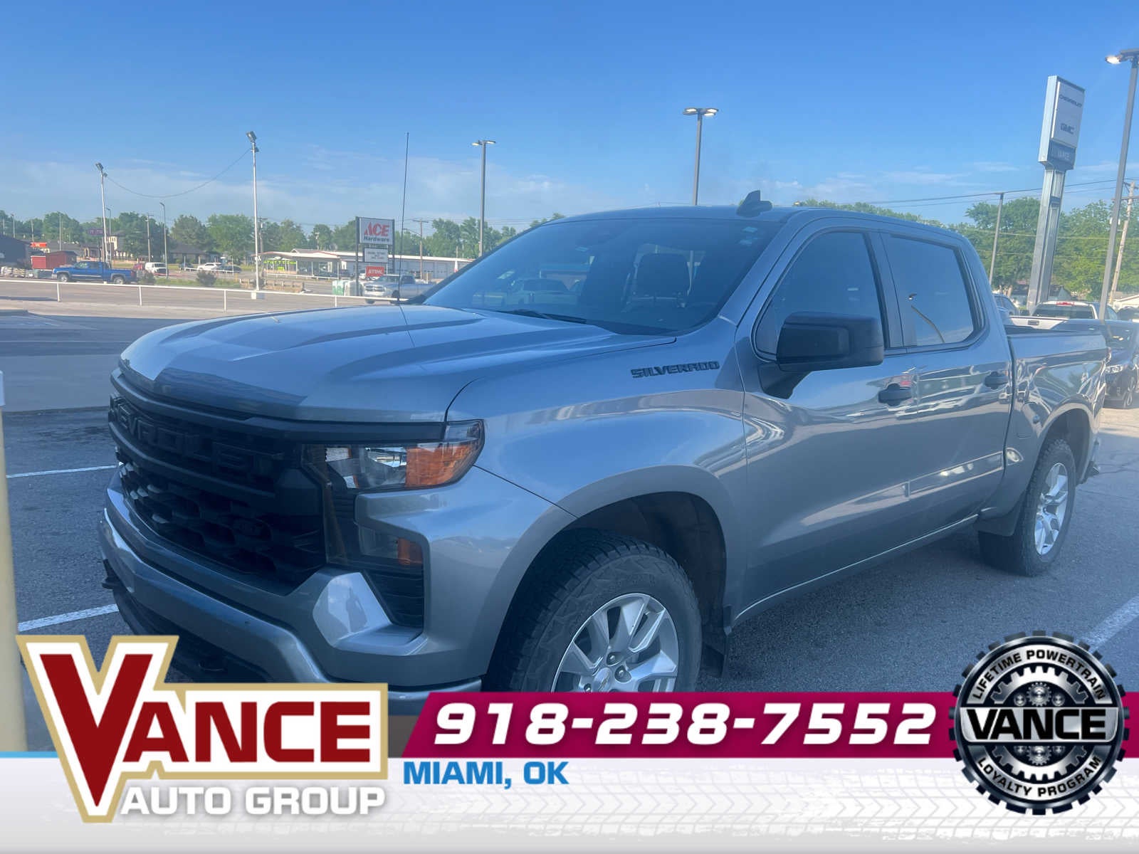 2023 Chevrolet Silverado 1500 Custom 4X4 Crew Cab Short Box's photo