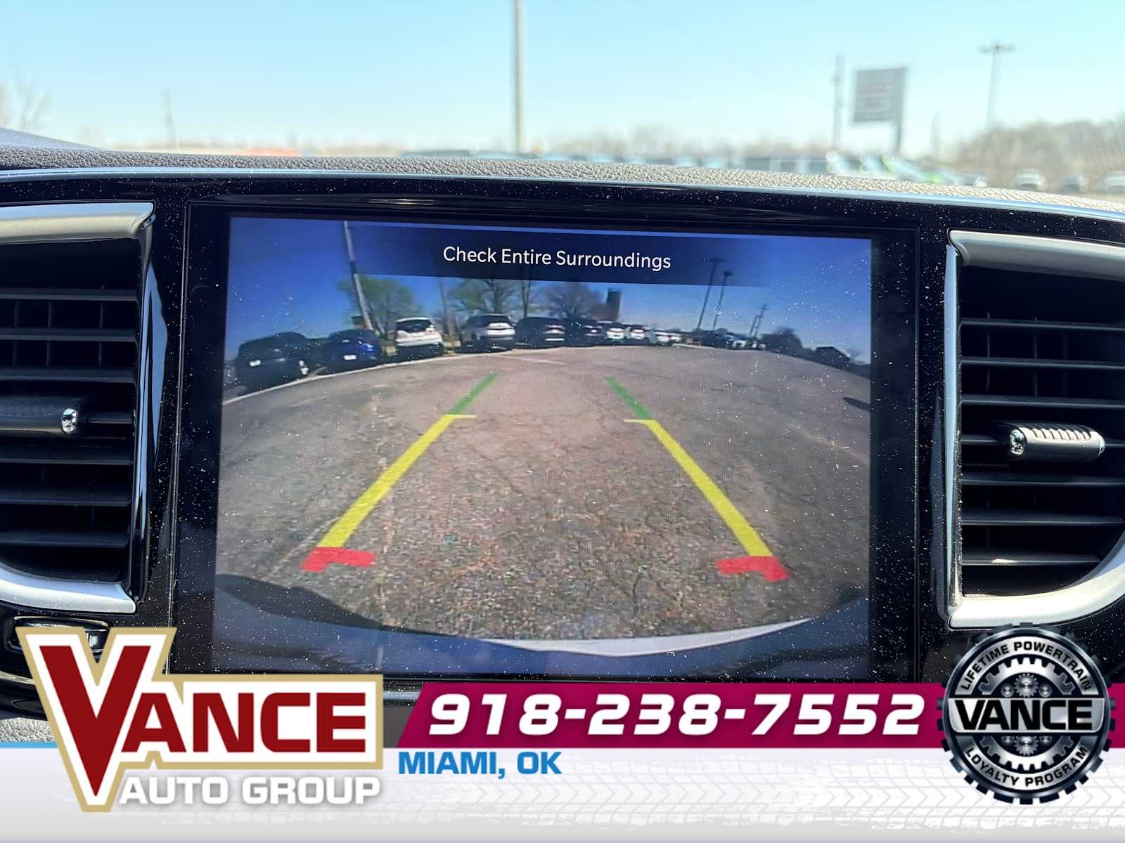 2025 Chrysler Voyager LX