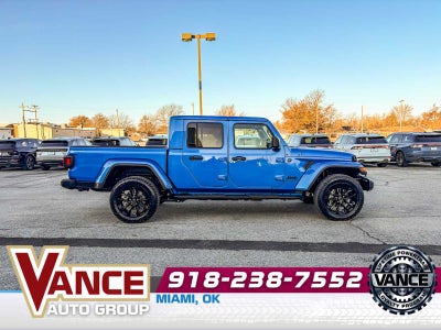 2025 Jeep Gladiator Nighthawk