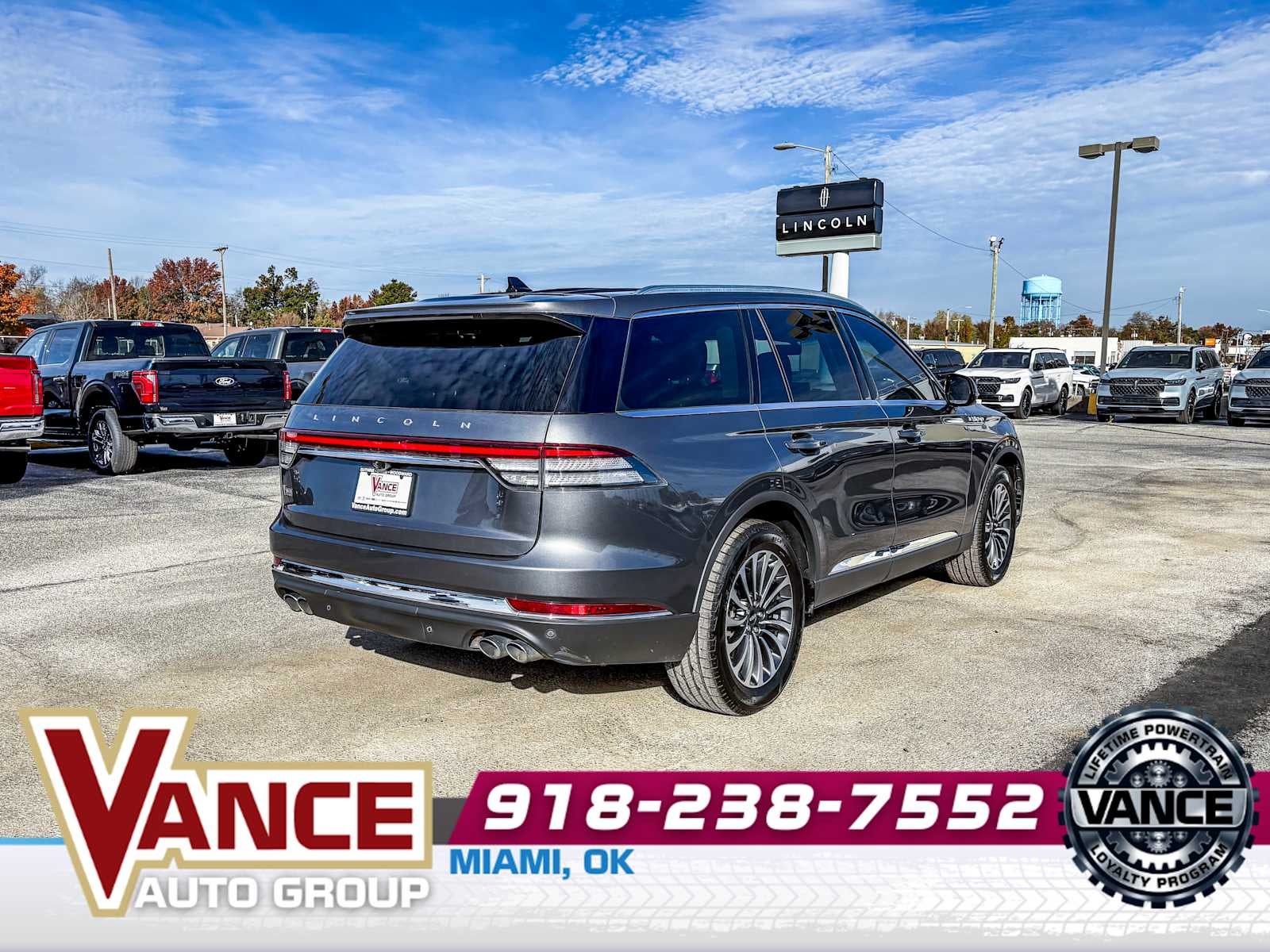 2022 Lincoln Aviator Standard