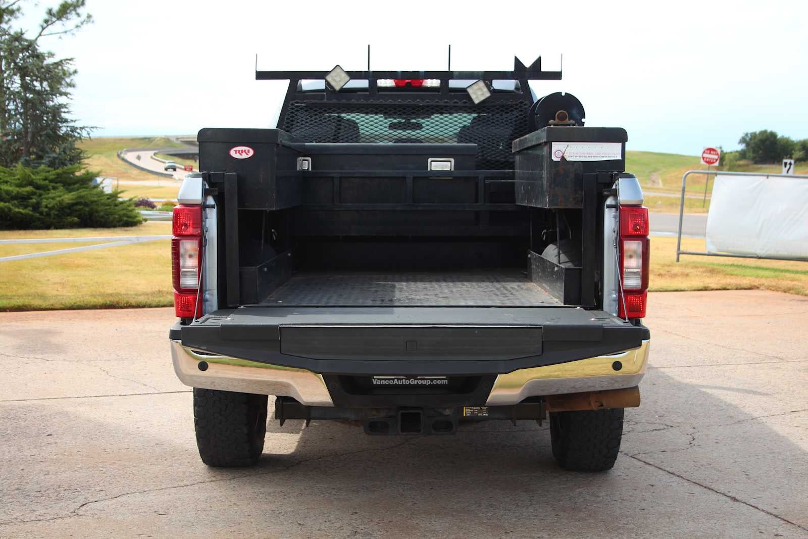 2022 Ford Super Duty F-350 SRW Pickup XLT