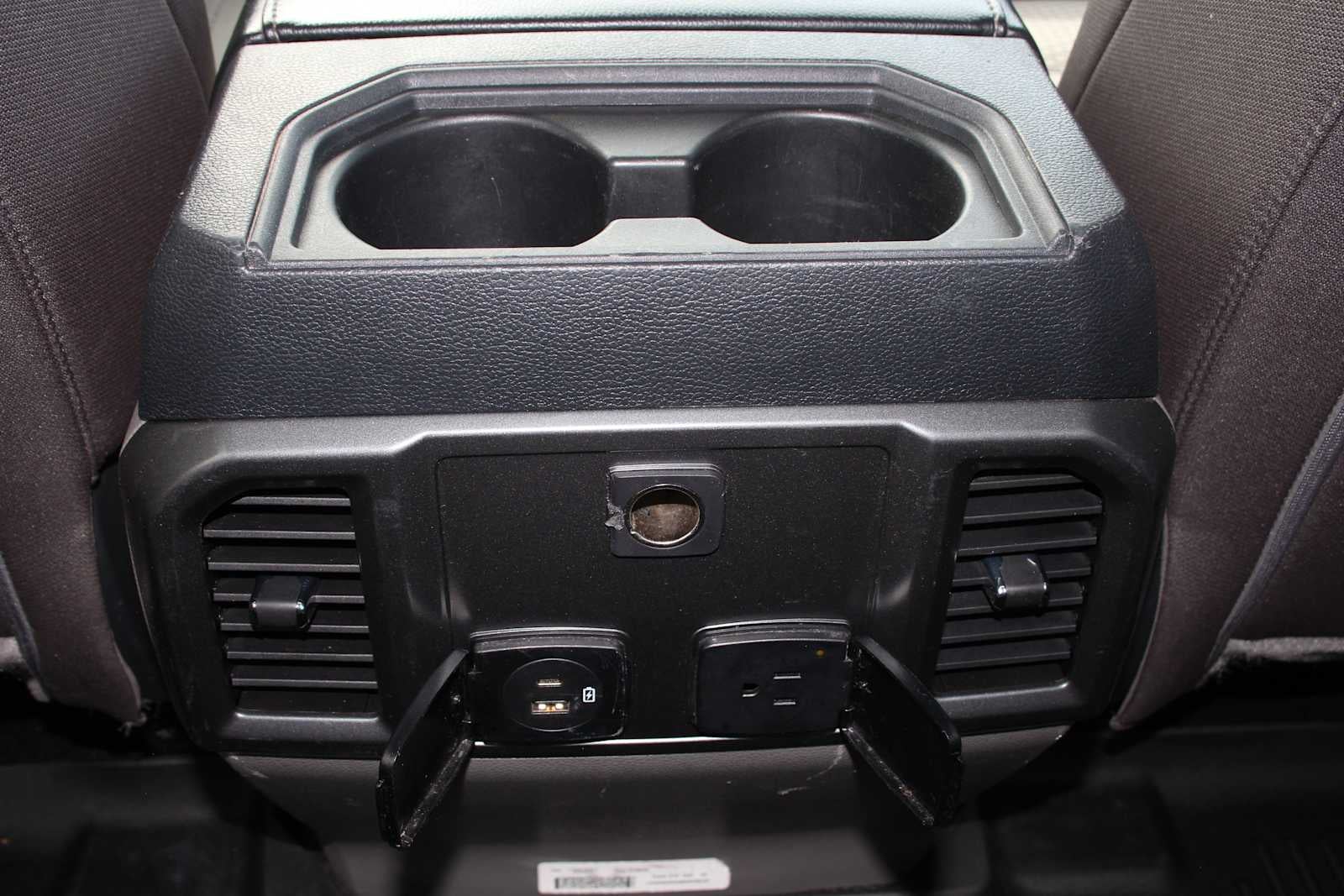 2022 Ford Super Duty F-350 SRW Pickup XLT