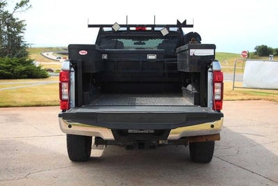 2022 Ford Super Duty F-350 SRW Pickup XLT
