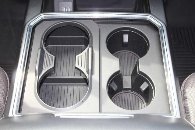 2022 Ford Super Duty F-350 SRW Pickup XLT