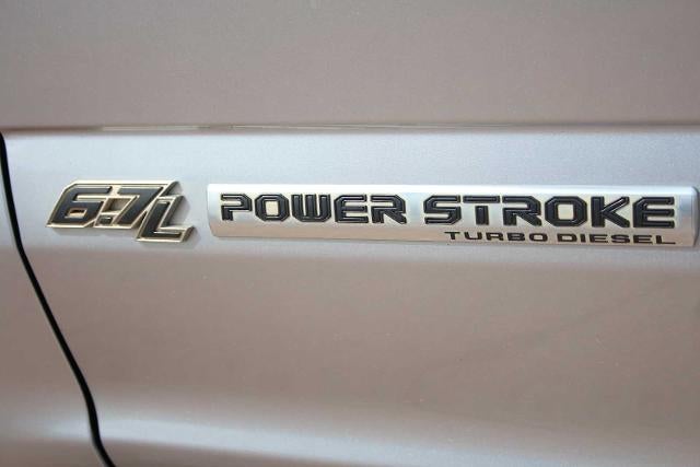 2022 Ford Super Duty F-350 SRW Pickup XLT