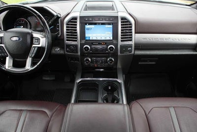 2017 Ford Super Duty F-350 SRW Pickup Platinum