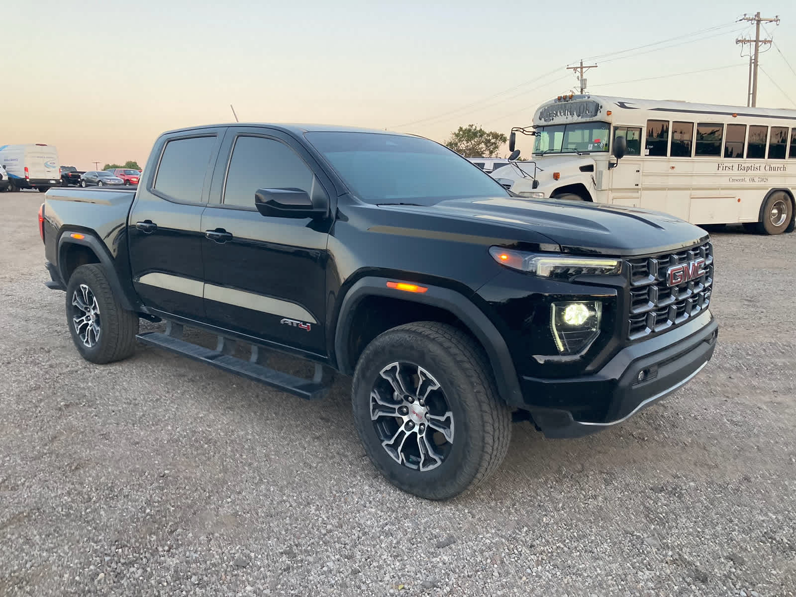 2025 GMC Canyon 4WD AT4