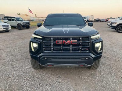 2025 GMC Canyon 4WD AT4