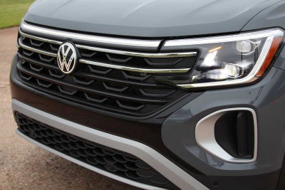 2024 Volkswagen Atlas 2.0T Peak Edition SE w/Technology
