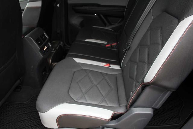 2024 Volkswagen Atlas 2.0T Peak Edition SE w/Technology