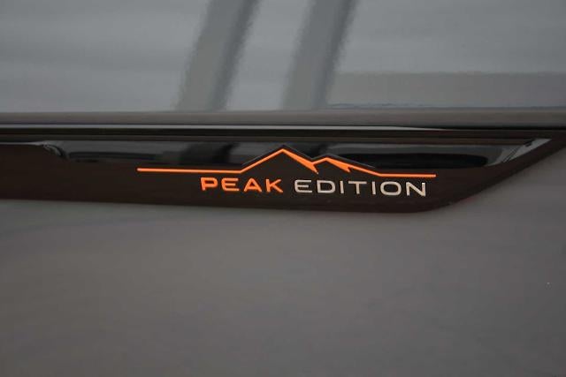 2024 Volkswagen Atlas 2.0T Peak Edition SE w/Technology