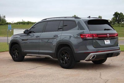 2024 Volkswagen Atlas 2.0T Peak Edition SE w/Technology